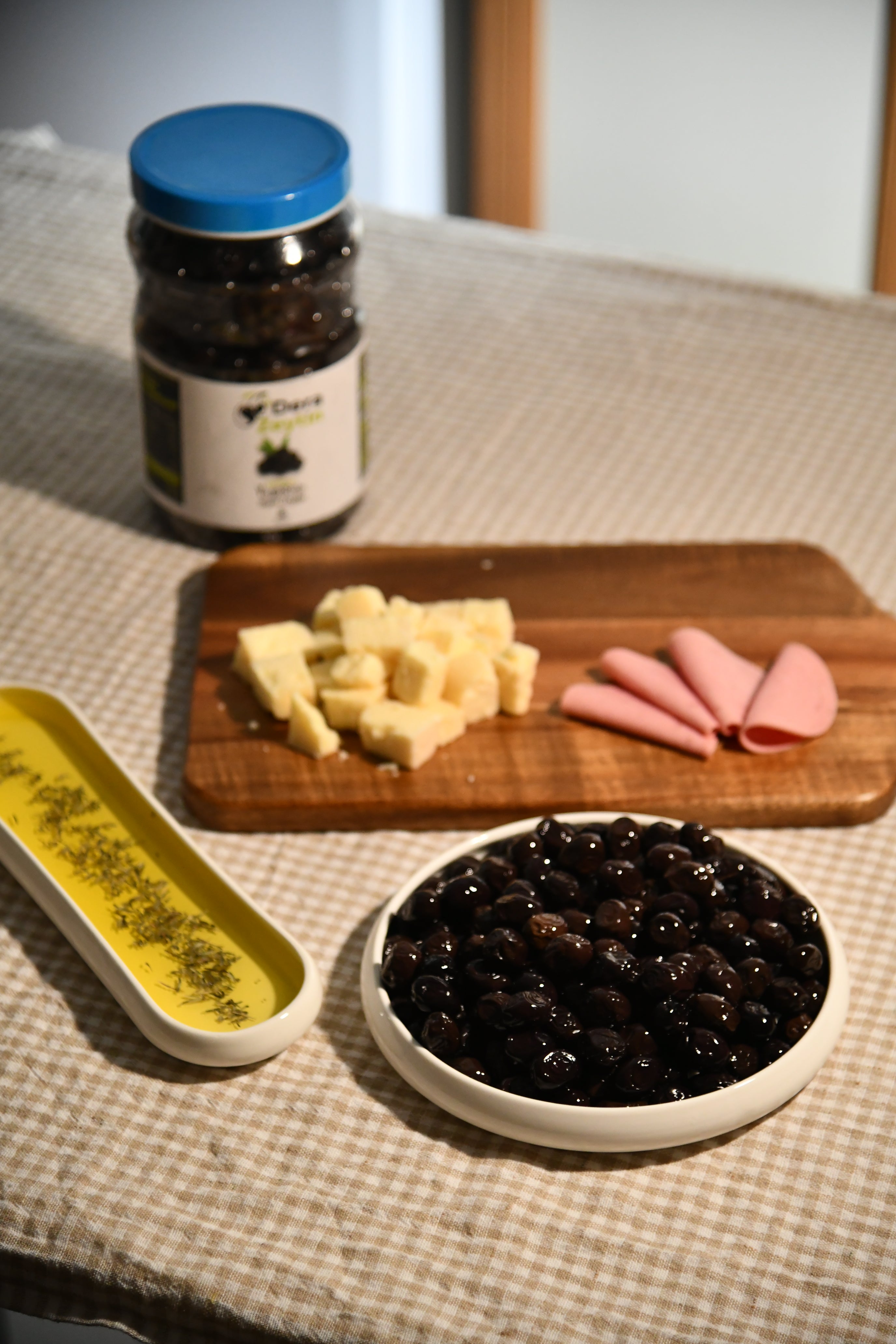 Akhisar Yağlı Sele Siyah Zeytin